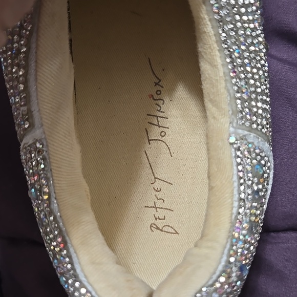 Betsey Johnson Glittering Rhinestone Silver Sneakers Size 7.5 - Picture 3 of 8